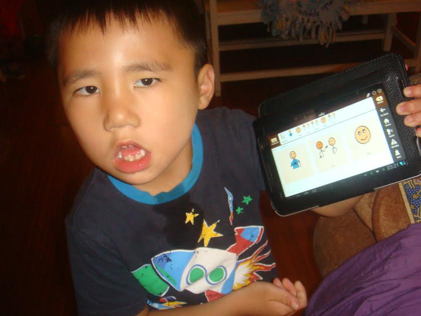 Theo using Avaz 极速赛车